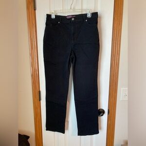 Gloria Vanderbilt Amanda jeans